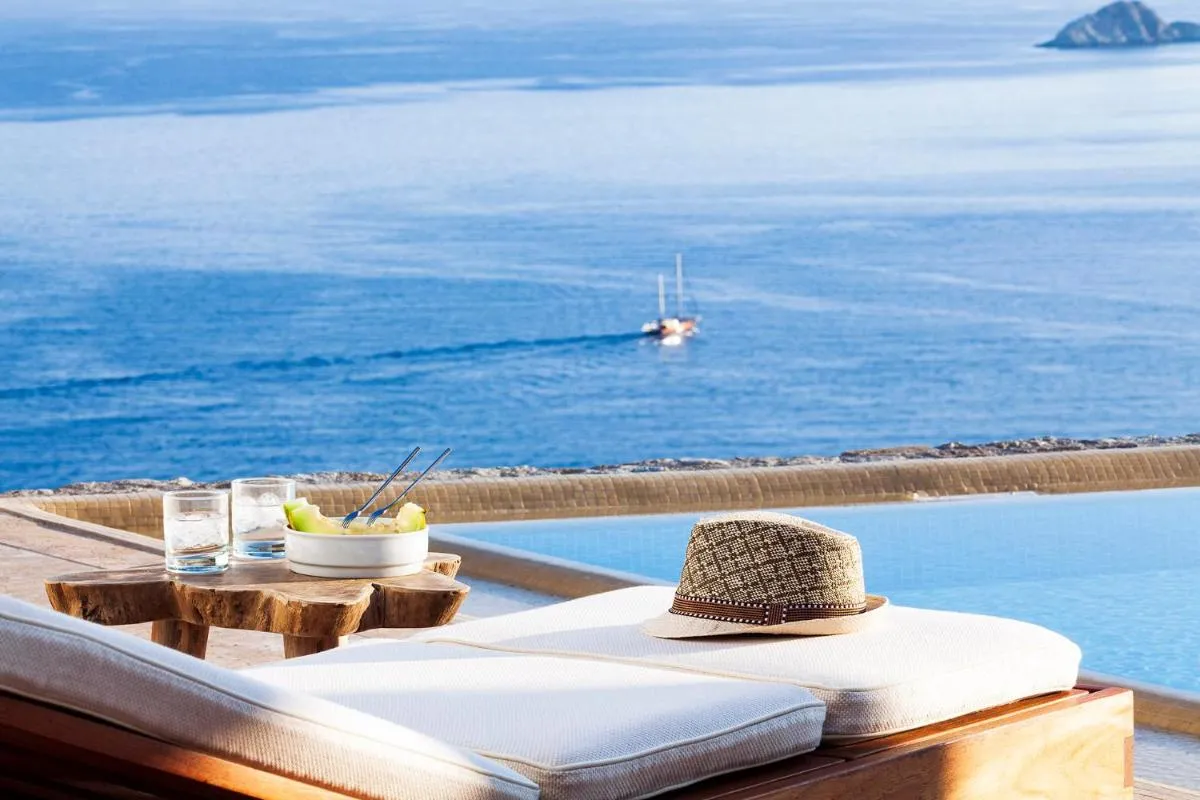 Image 3 of AGL Luxury Villas