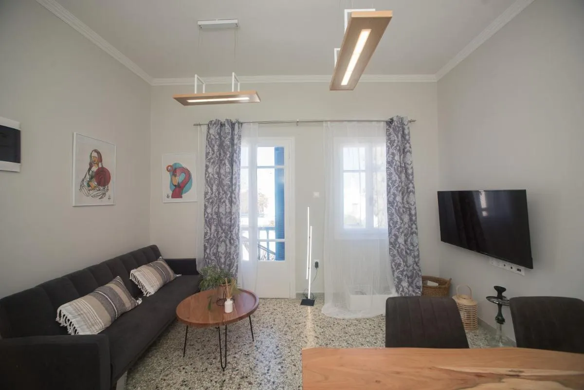 Image 4 of Amazing Maisonette with Roof Garden & BBQ