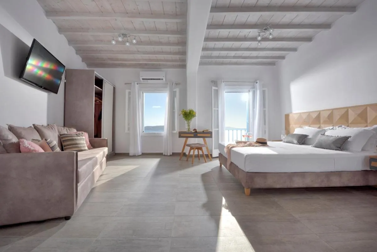 Image 4 of Amelie Suites