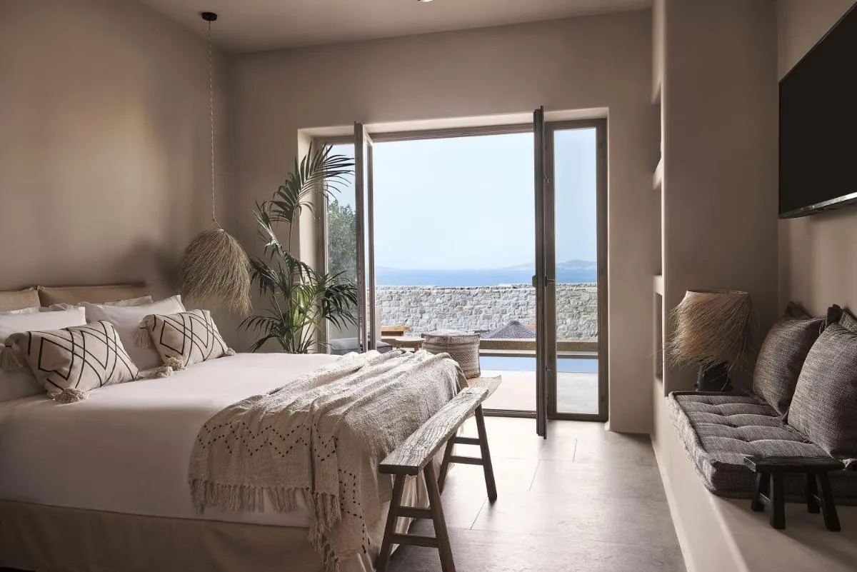 Image 1 of Amyth of Mykonos Agios Stefanos