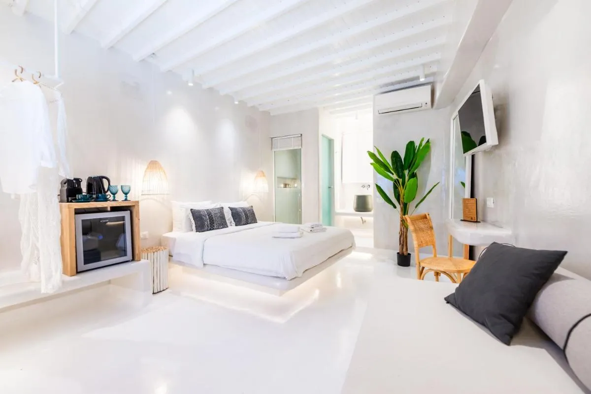 Image 5 of Anastasia’s Visage II Stylish Accommodation Rooms City Center Mykonos