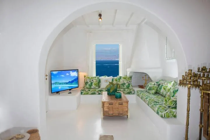 Image 5 of Azure Horizon Suites & Villas – Adults Only