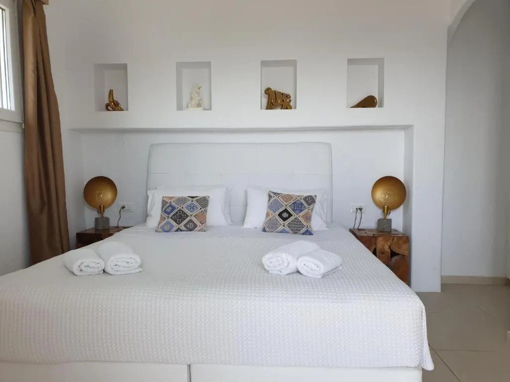 Image 3 of Bellou Suites