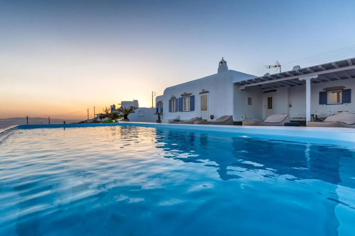 Image 3 of Blue Serenity Villa