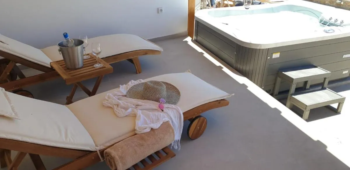 Image 2 of Blue Serenity Villa