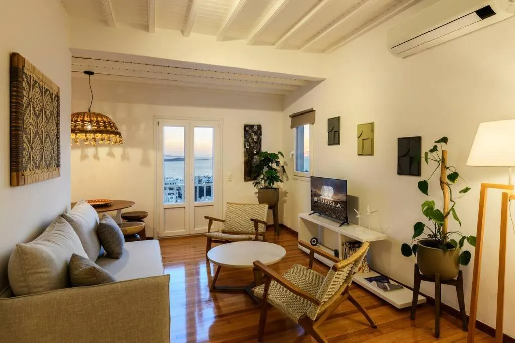 Image 4 of Blueisla Sea View Suite B
