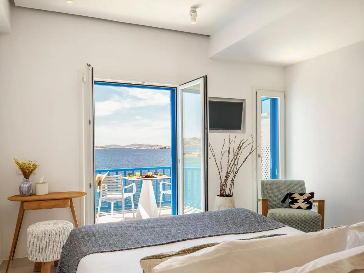 Image 5 of Bluetopia Suites