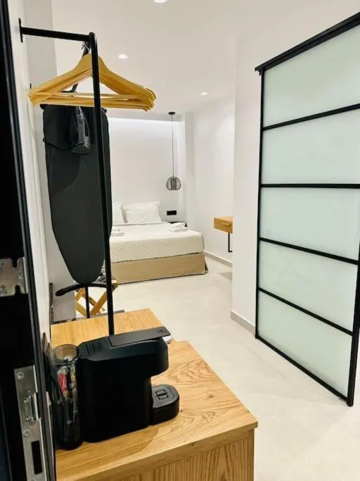 Image 5 of Bonita Luxury Room with Window