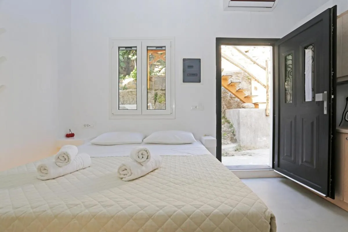 Image 6 of Brand New Mykonos Town Suites