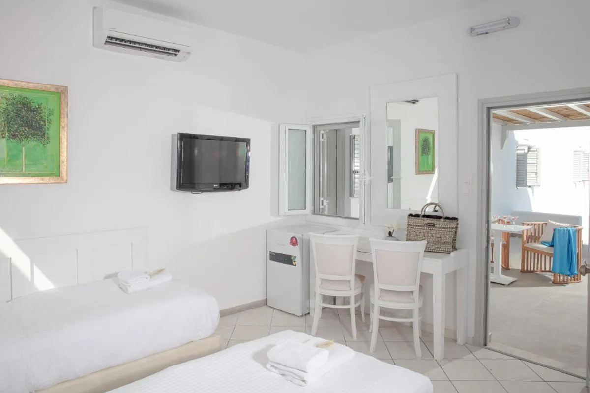 Image 3 of CORFOSTAR ROOMS