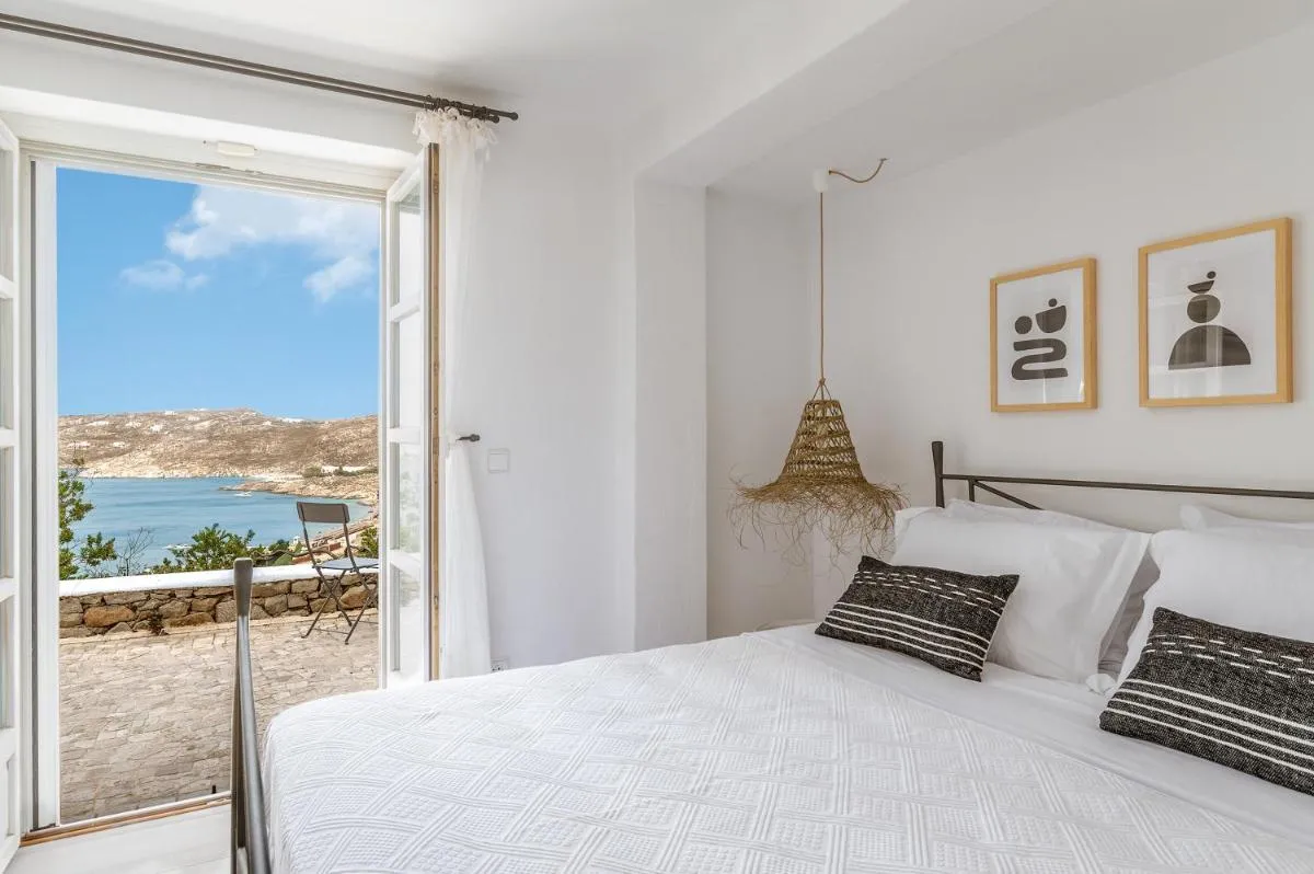 Image 1 of Calma Beach House