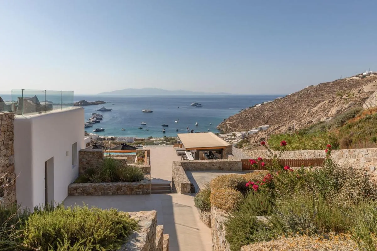 Image 2 of Calma Suites Mykonos
