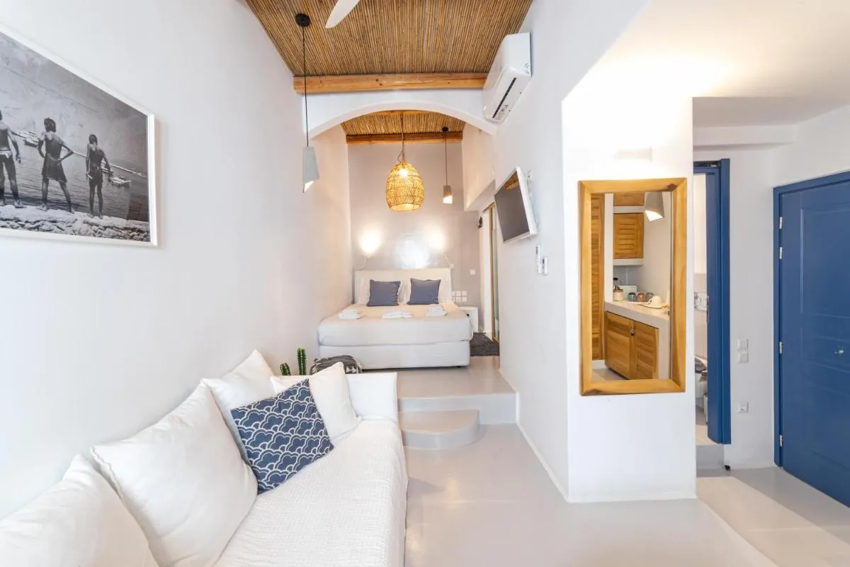 Image 6 of Chiara Mykonos