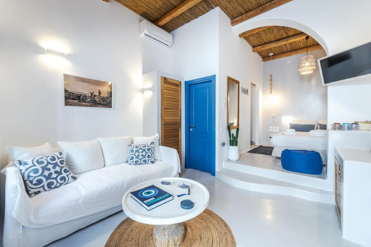 Image 2 of Chiara Mykonos