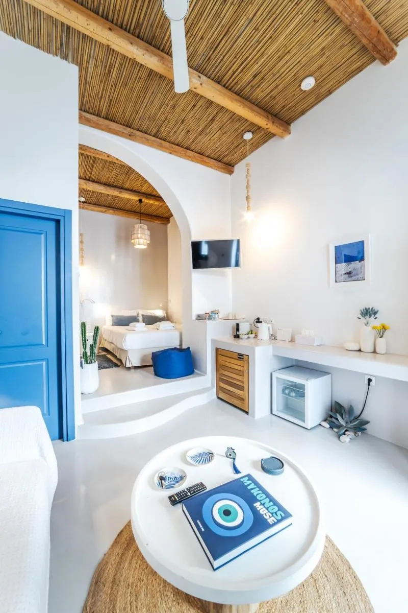 Image 4 of Chiara Mykonos