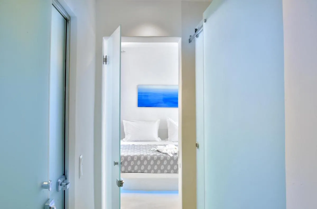 Image 6 of Elegant Mykonos