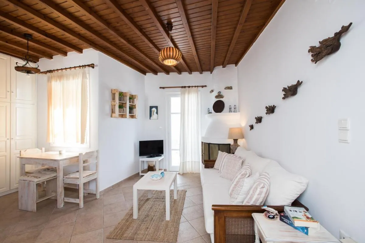 Image 4 of Escape to Mykonos – Entire place by Ornos beach