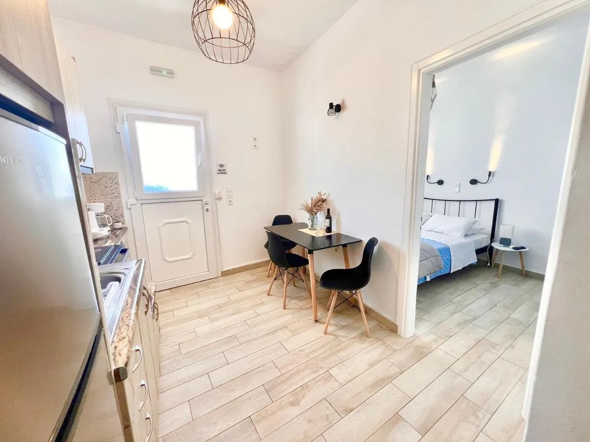 Image 2 of Famprikas house in Mykonos Town