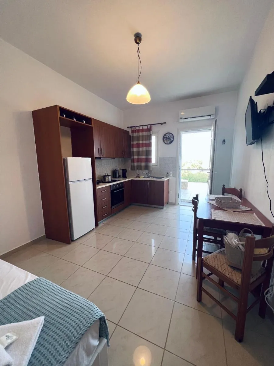 Image 4 of Four S Apartments