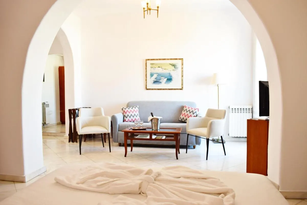Image 5 of Hotel Adonis