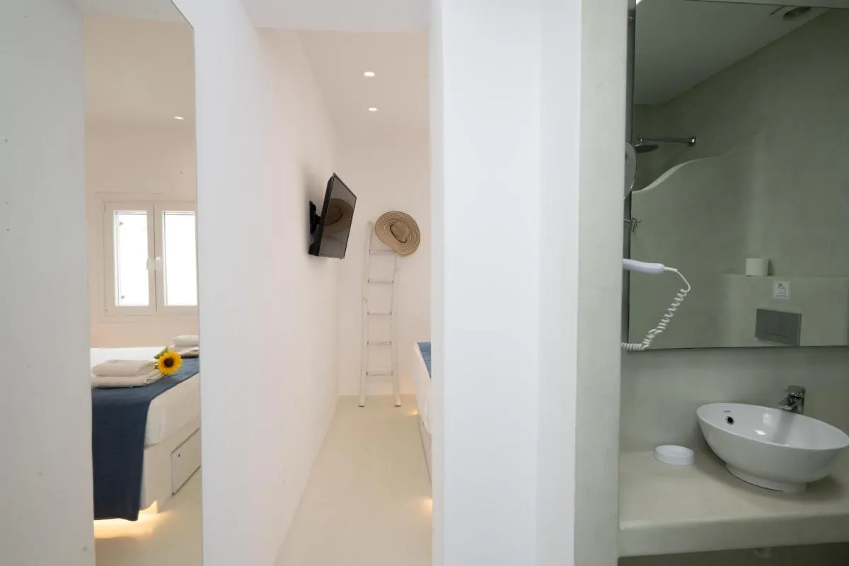 Image 2 of Hyades – Downtown Suites, Mykonos Town