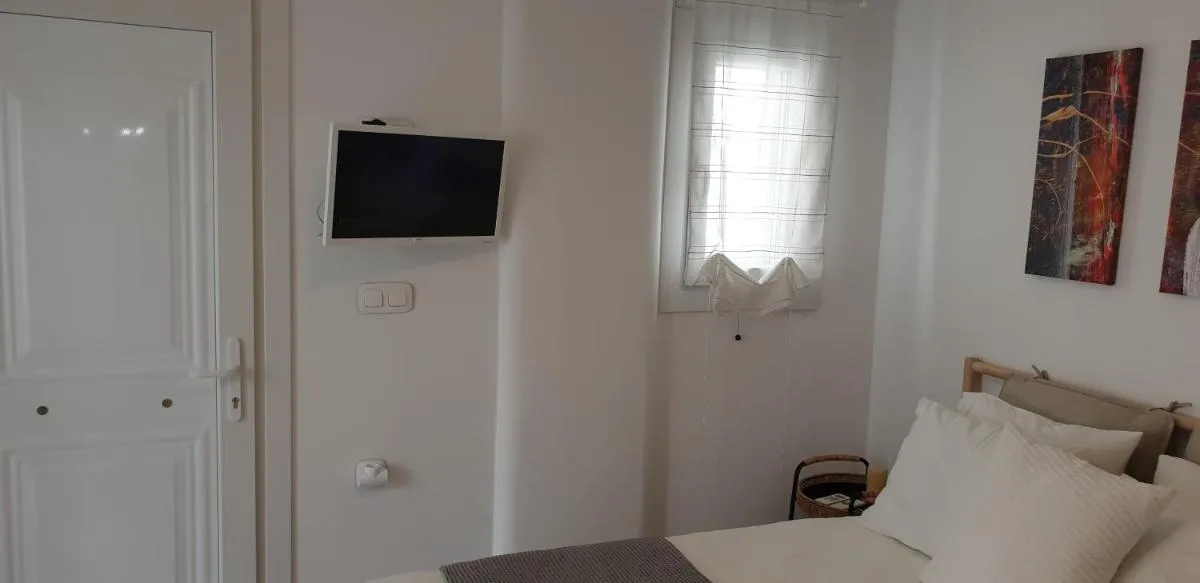 Image 4 of La Playa Studio Mykonos