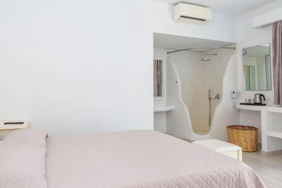 Image 1 of La Villa Rooms