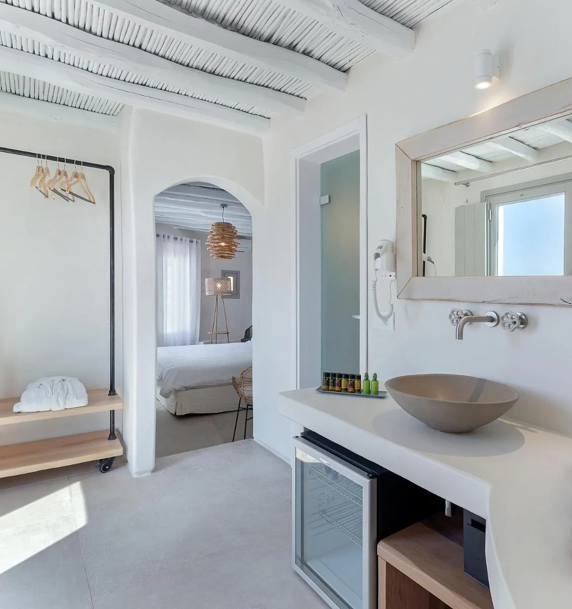 Image 3 of Legacy Suites