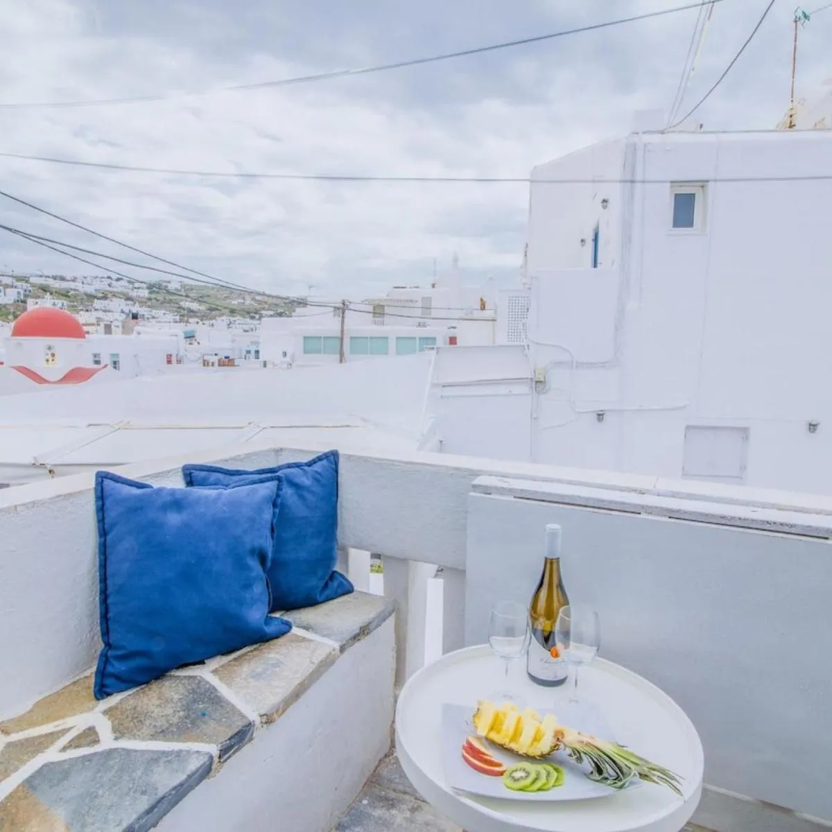 Image 3 of Like a white seagull in Mykonos!