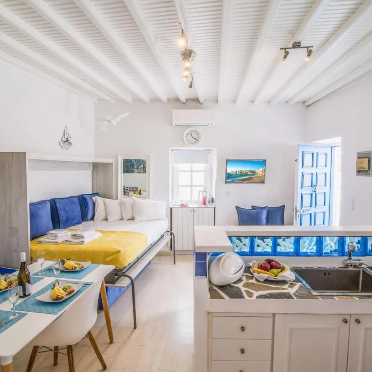 Image 5 of Like a white seagull in Mykonos!