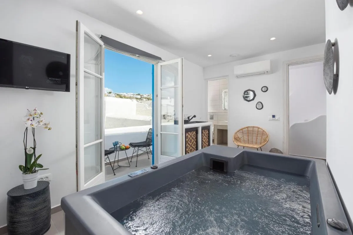 Image 2 of Little Venice Villas