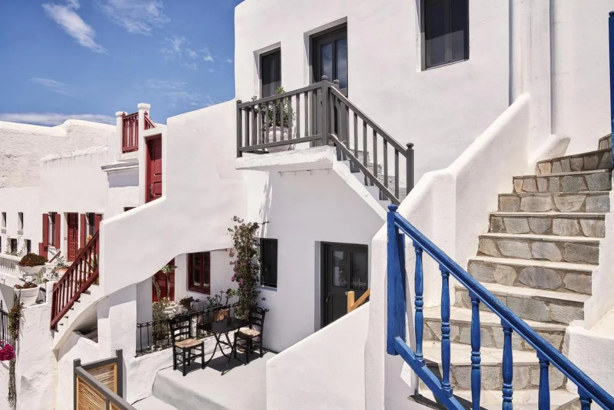 Image 5 of Maison Central