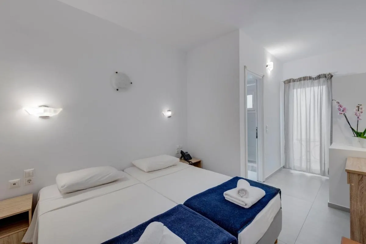 Image 6 of Makis Place