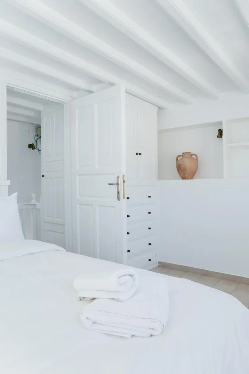Image 4 of Manto Sunset Loft