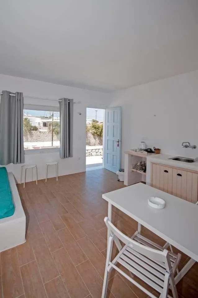 Image 4 of Marina’s House
