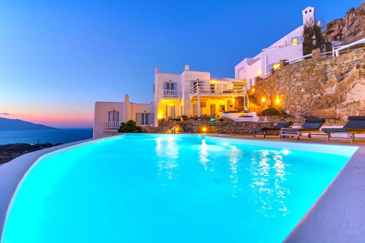 Image 2 of Mermaid Luxury Villas – Aquata Private pool
