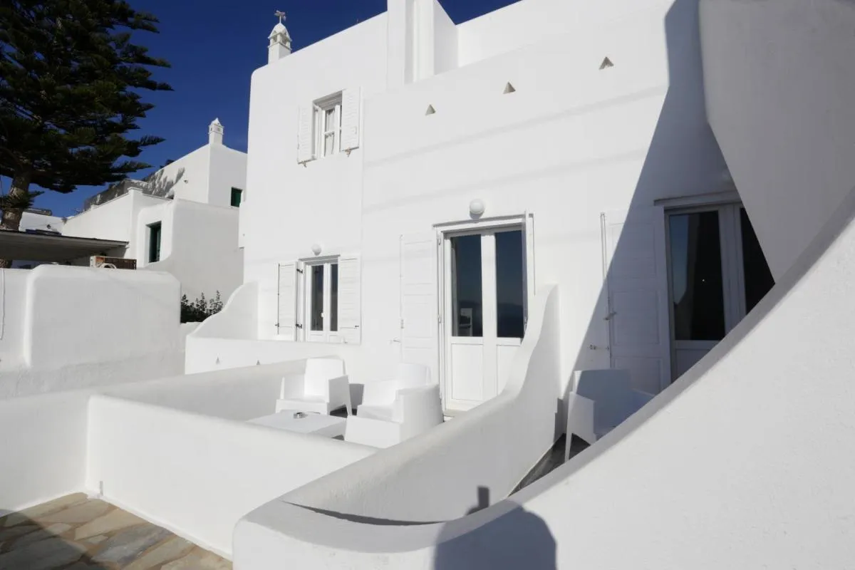 Image 6 of Morfoula’s Studios