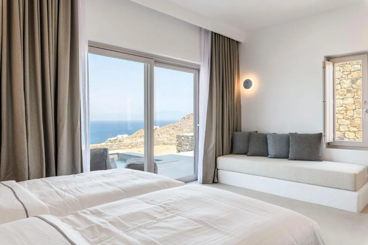 Image 1 of Muro Suites