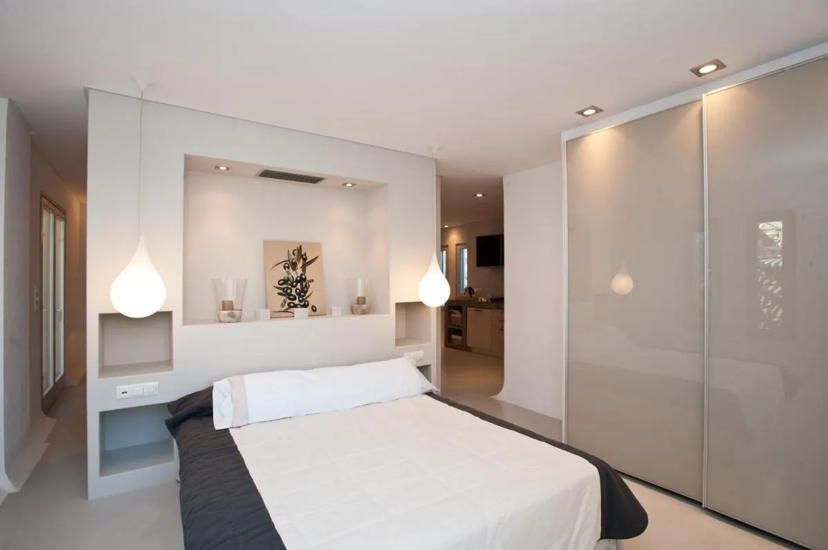 Image 1 of Mykonos Cloud White Villa