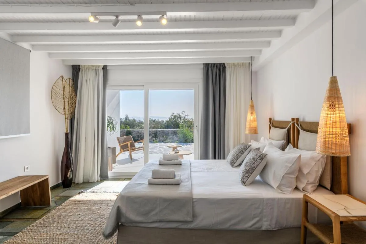 Image 3 of Mykonos Lagom