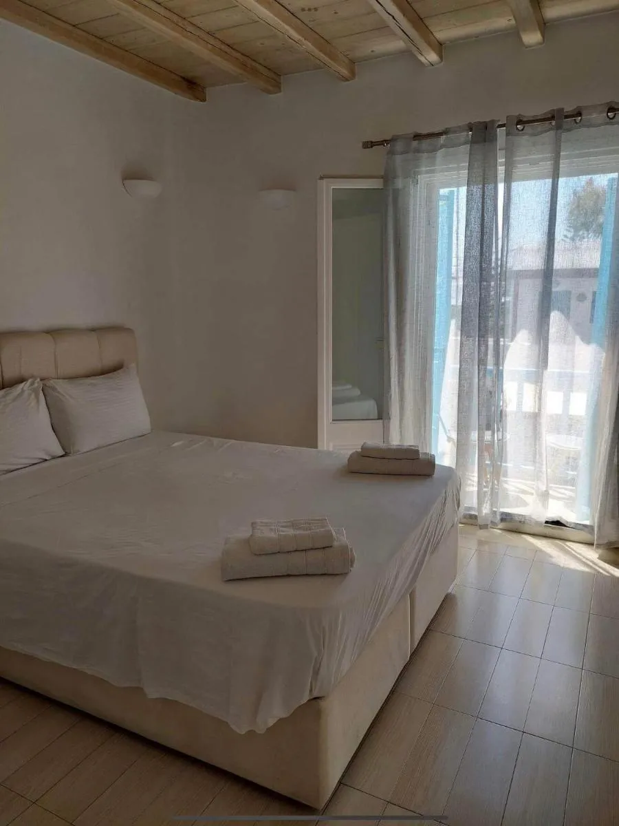 Image 4 of Mykonos efis maisonette