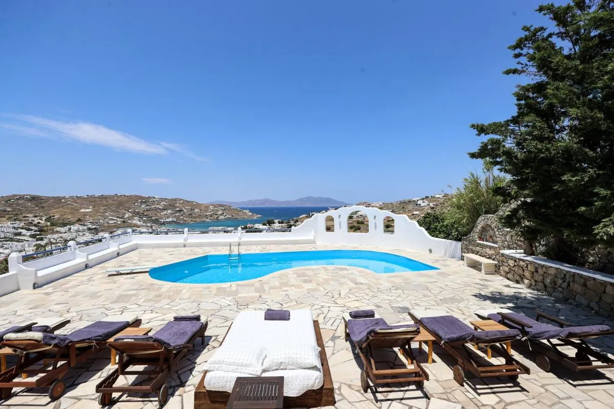 Image 2 of Mykonos in White