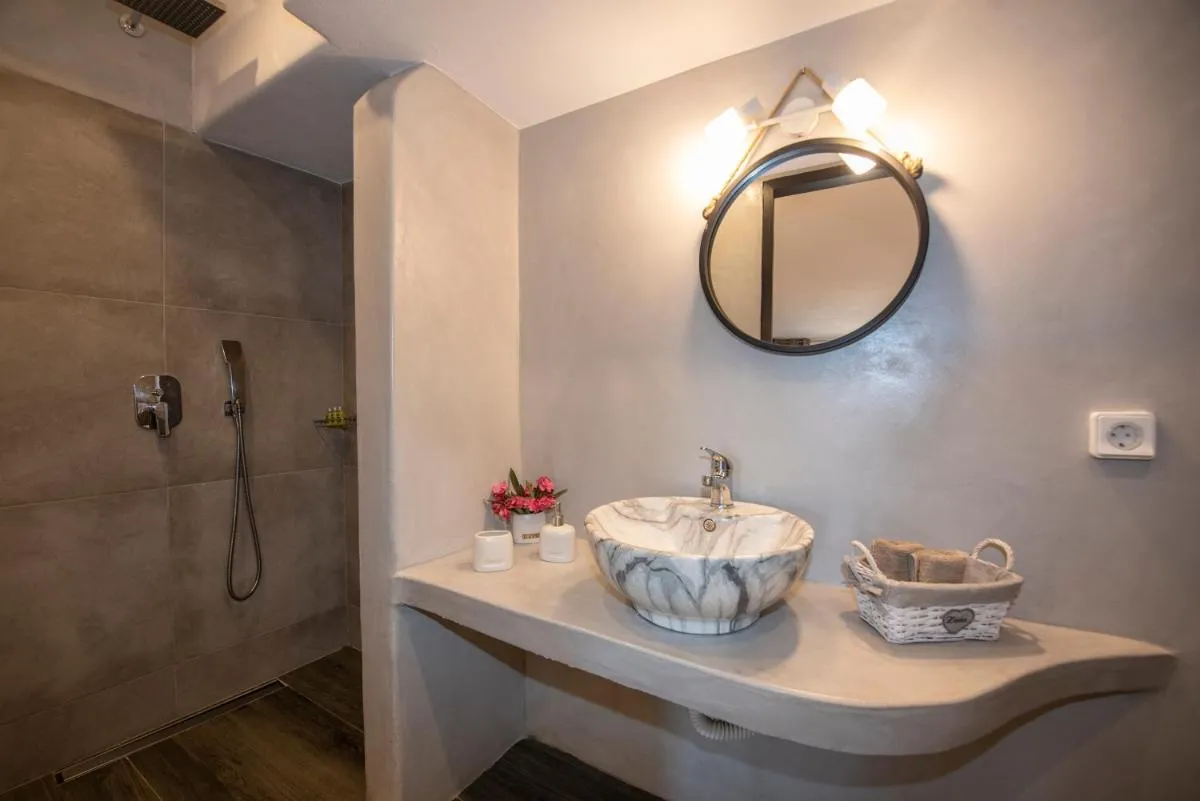 Image 2 of Myrsini’s Luxury Suites Merchia