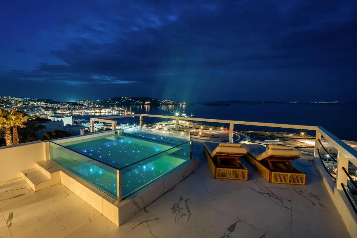 Image 2 of Numi Suites