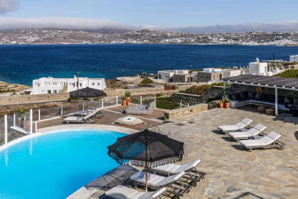 Image 3 of ONE-VILLAS Cosset Villa BohoChic Sea&HarbourView and Sunset