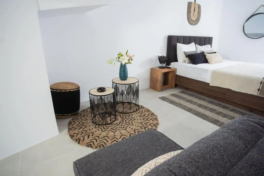 Image 6 of Oculus Mykonos Suite I