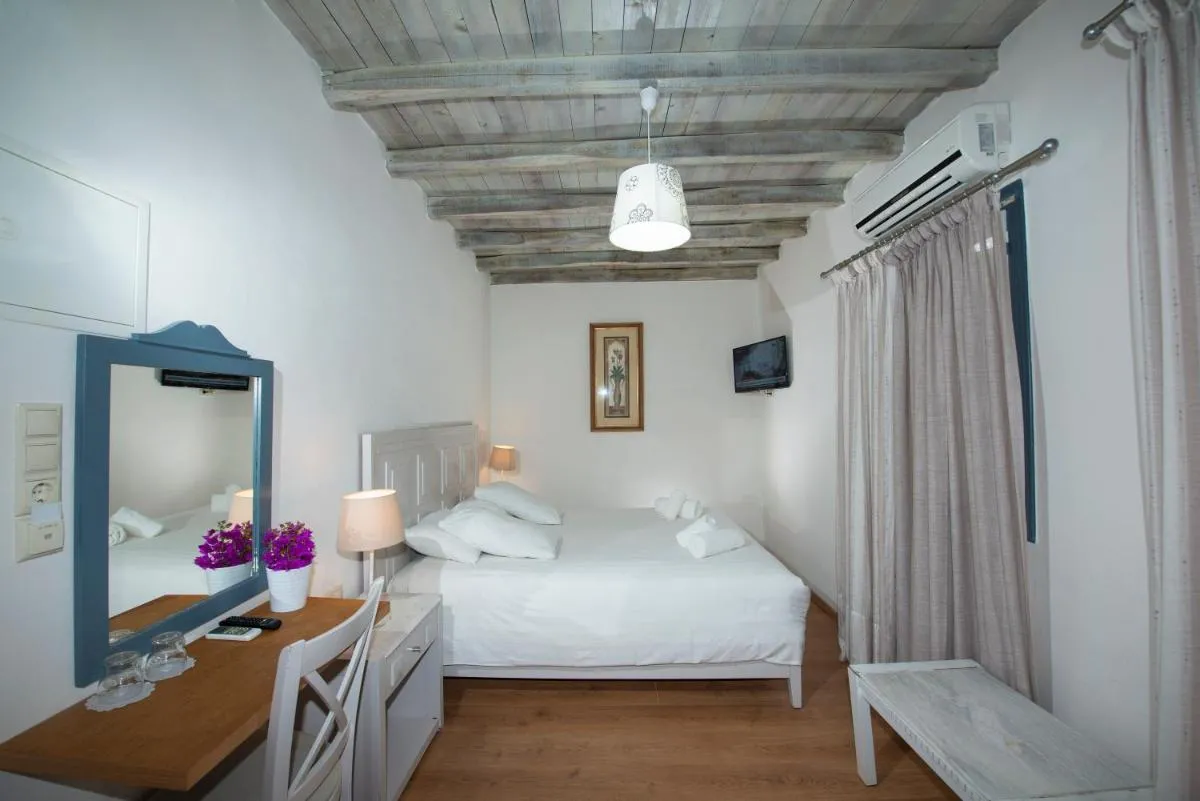 Image 4 of Olia Hotel