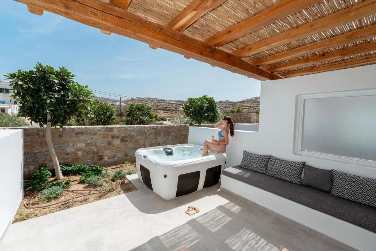 Image 6 of Oliving Mykonos Luxury Suites