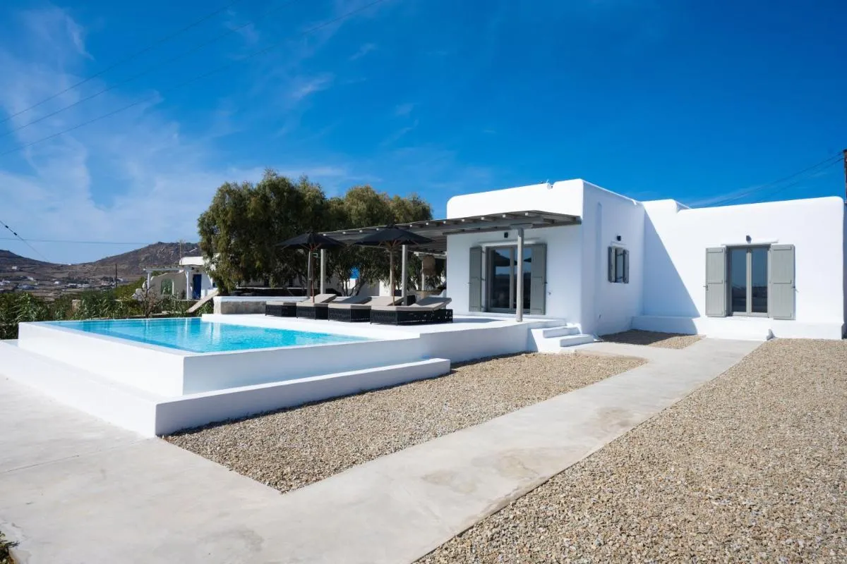 Image 2 of Private Villa Màou
