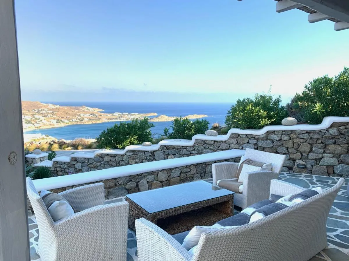 Image 6 of Psarou Summer Villas